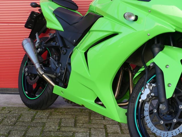 kawasaki - ninja-250-r