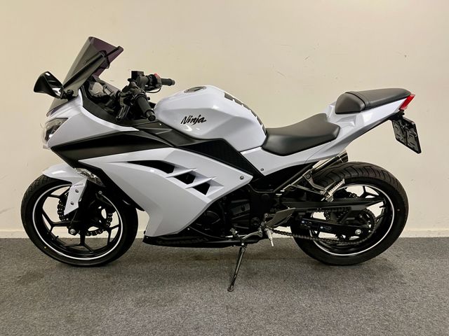 kawasaki - ninja-300