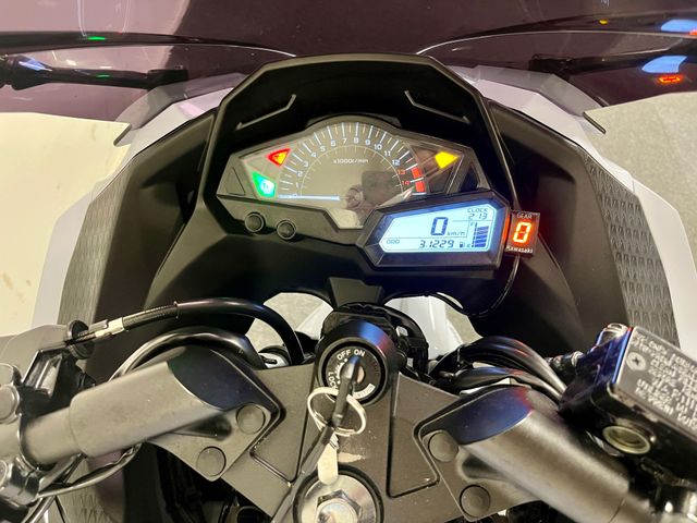 kawasaki - ninja-300