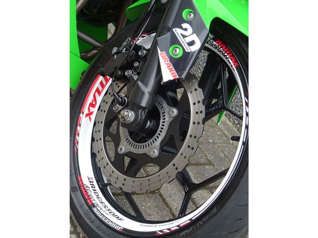 kawasaki - ninja-300
