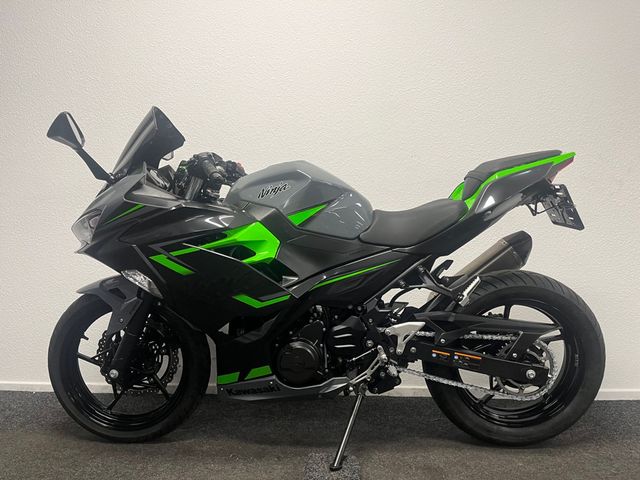 kawasaki - ninja-400