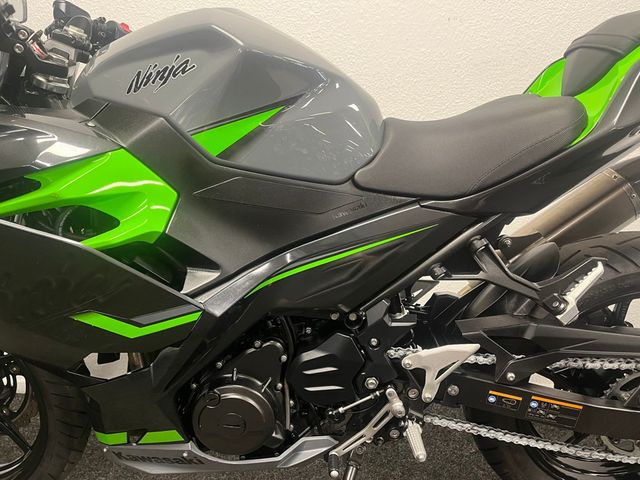 kawasaki - ninja-400