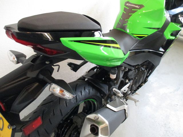 kawasaki - ninja-400