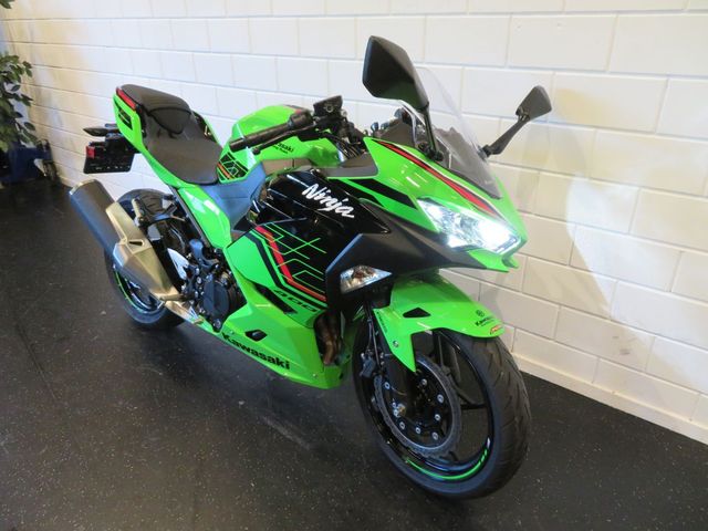 kawasaki - ninja-400