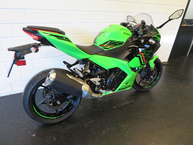 kawasaki - ninja-400