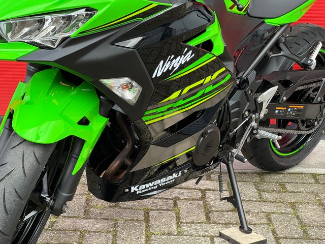 kawasaki - ninja-400