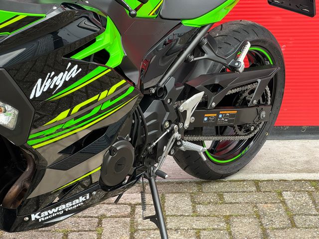 kawasaki - ninja-400