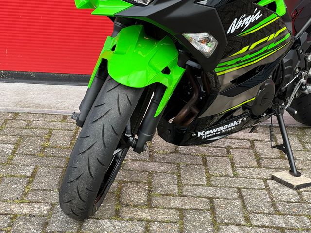 kawasaki - ninja-400