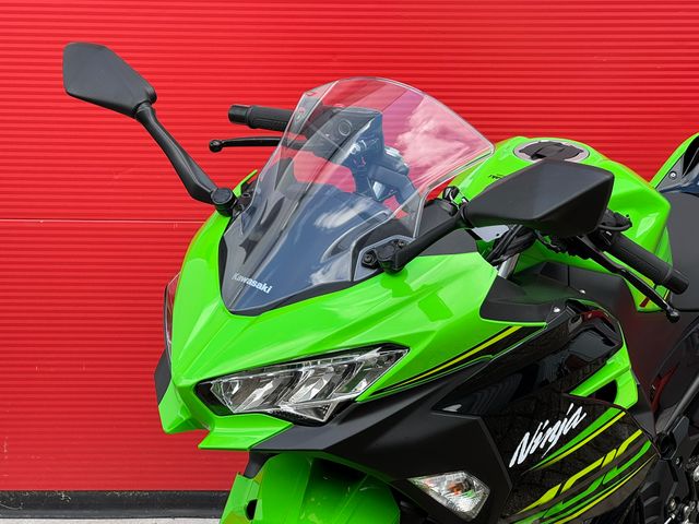 kawasaki - ninja-400