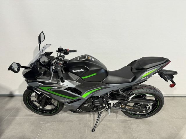 kawasaki - ninja-500-se