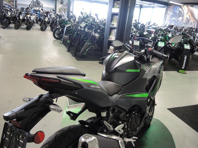 kawasaki - ninja-500-se