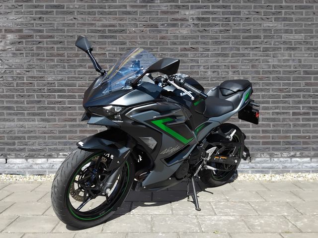 kawasaki - ninja-500-se