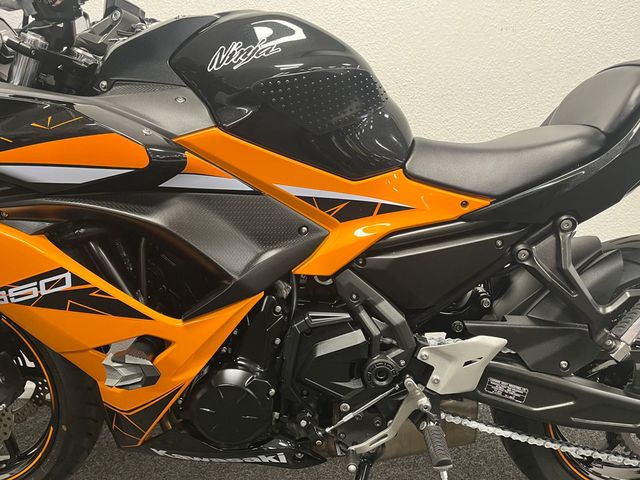 kawasaki - ninja-650