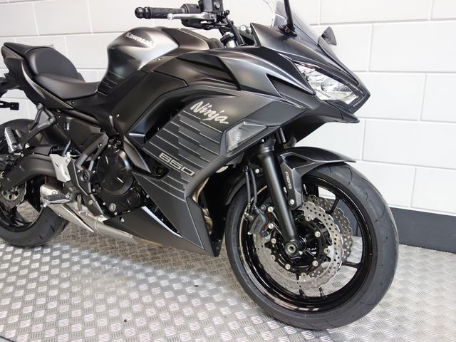 kawasaki - ninja-650