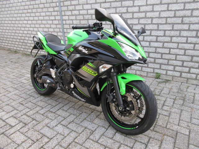 kawasaki - ninja-650