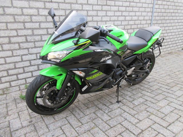 kawasaki - ninja-650