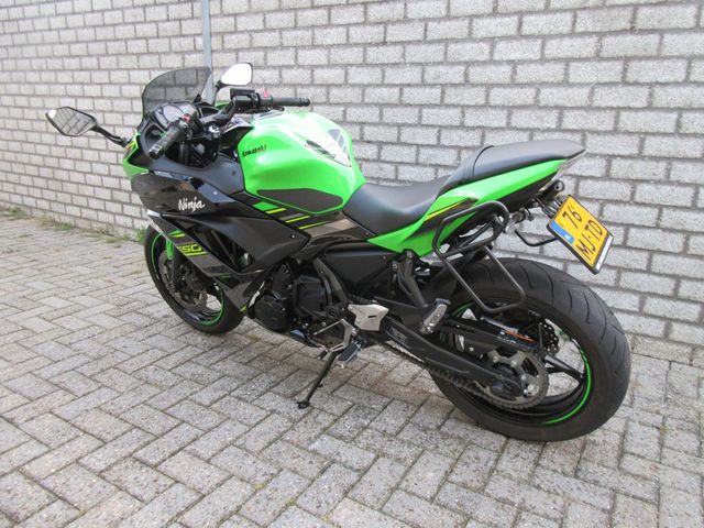 kawasaki - ninja-650