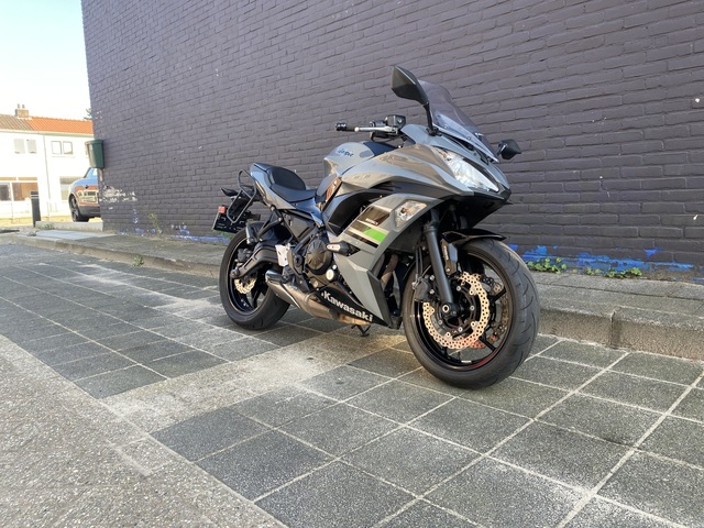 kawasaki - ninja-650