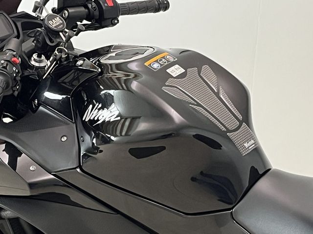 kawasaki - ninja-650