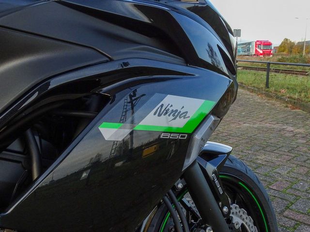 kawasaki - ninja-650