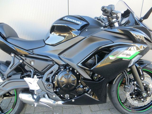 kawasaki - ninja-650