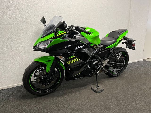 kawasaki - ninja-650