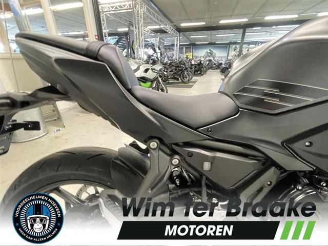 kawasaki - ninja-650