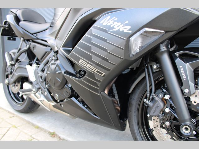 kawasaki - ninja-650