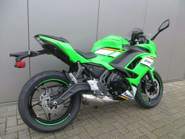 kawasaki - ninja-650-krt-edition