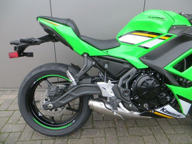 kawasaki - ninja-650-krt-edition