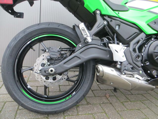 kawasaki - ninja-650-krt-edition