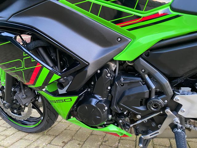 kawasaki - ninja-650-krt-edition