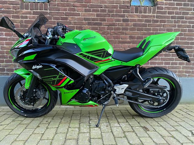 kawasaki - ninja-650-krt-edition