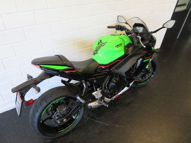 kawasaki - ninja-650-krt-edition