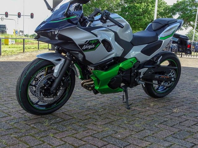 kawasaki - ninja-7-hybrid