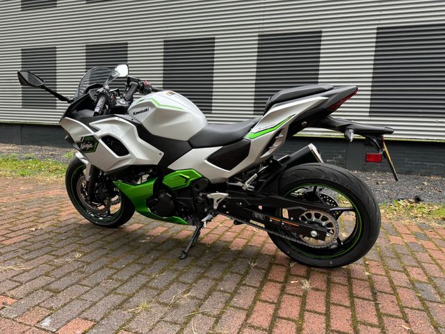 kawasaki - ninja-7-hybrid