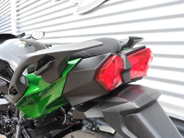 kawasaki - ninja-h2-sx-se