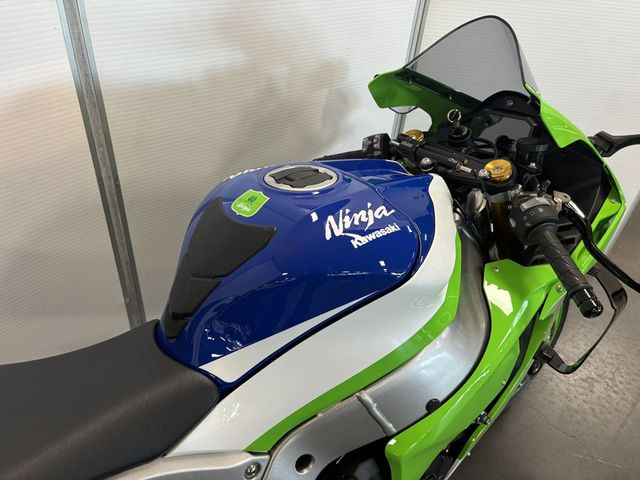 kawasaki - ninja-zx-10r-40th-anniversary-edition