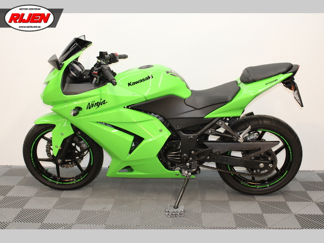 kawasaki - ninja-zx-250-r