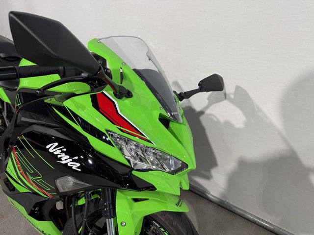 kawasaki - ninja-zx-4rr