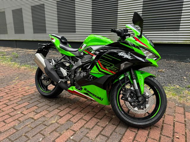 kawasaki - ninja-zx-4rr