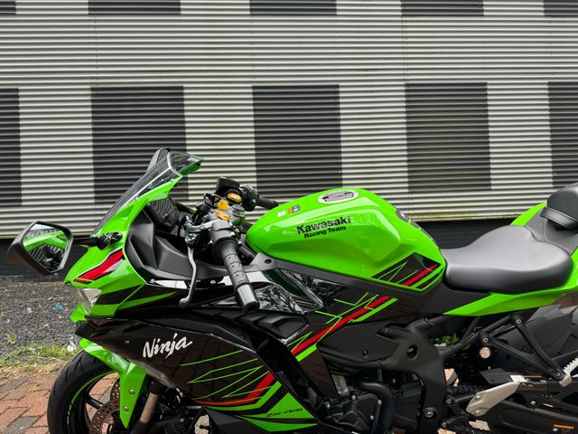 kawasaki - ninja-zx-4rr