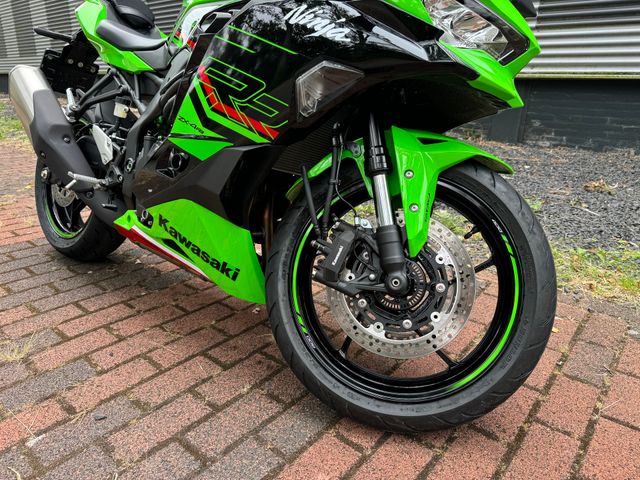 kawasaki - ninja-zx-4rr