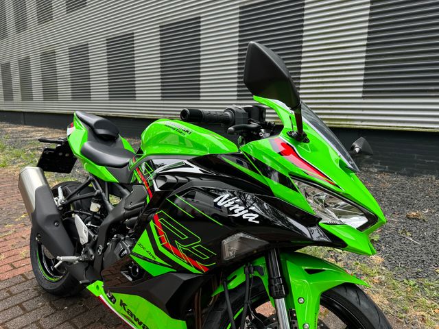 kawasaki - ninja-zx-4rr