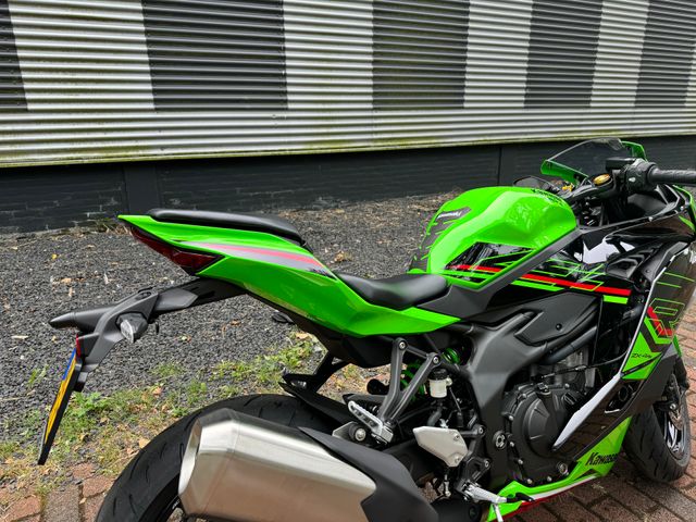 kawasaki - ninja-zx-4rr