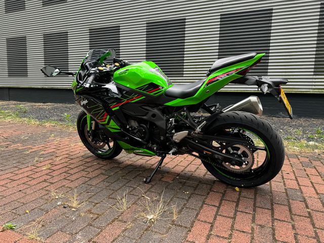 kawasaki - ninja-zx-4rr