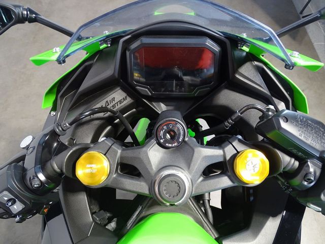 kawasaki - ninja-zx-4rr