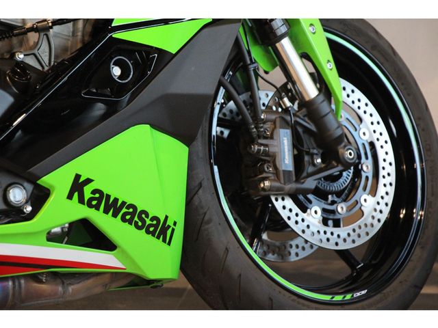 kawasaki - ninja-zx-4rr