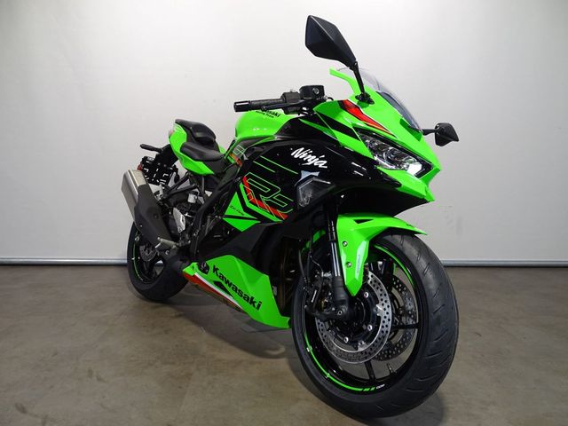 kawasaki - ninja-zx-4rr