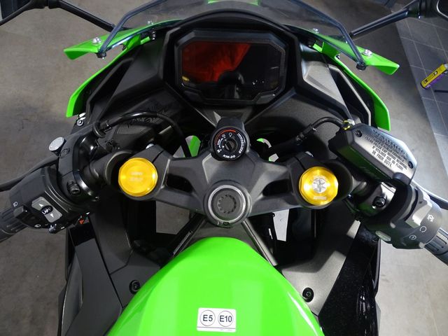 kawasaki - ninja-zx-4rr